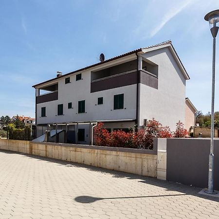 Apartment Adria 3 Malinska Exterior foto